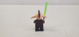 LEGO Star Wars Even Piell Minifigure W/ Lightsaber sew0392 From Set 9498 
