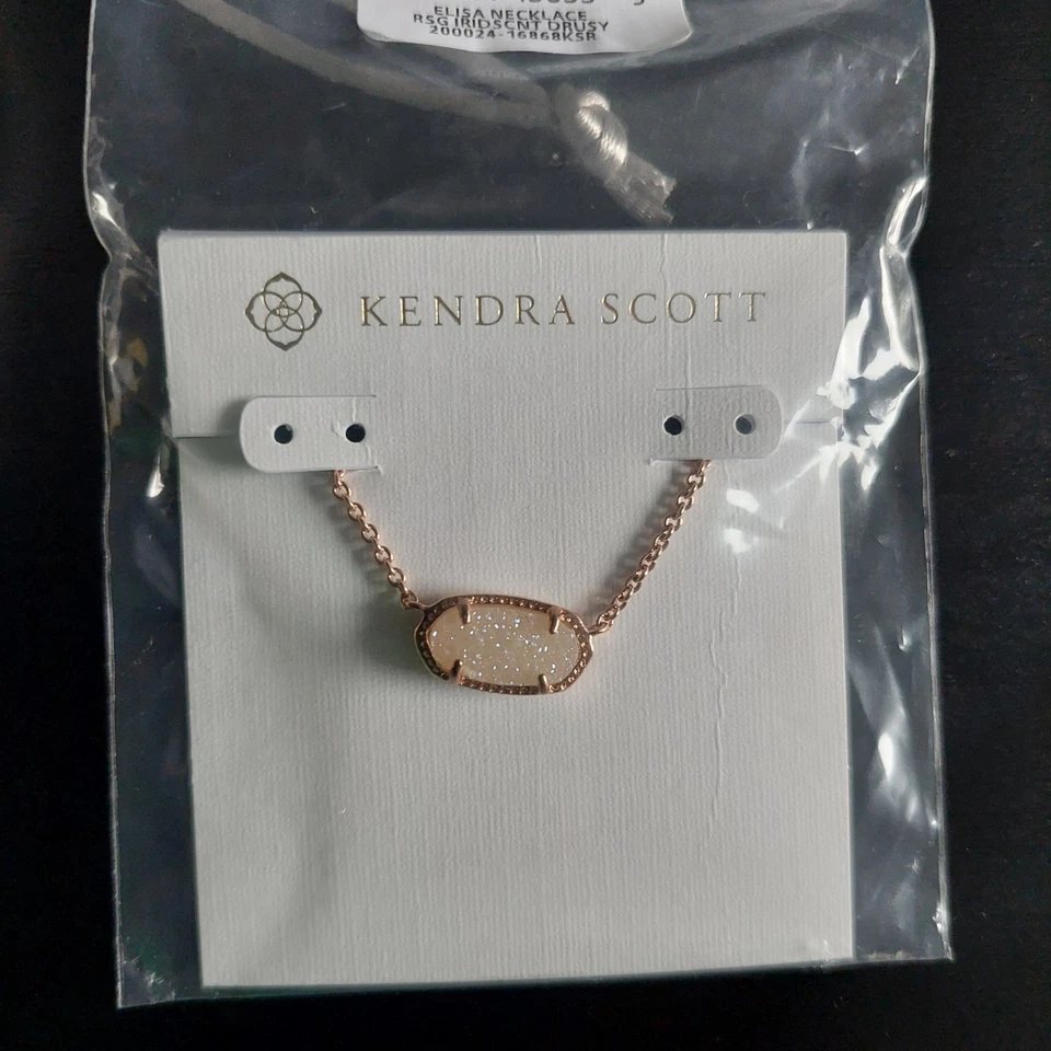 Kendra Scott Elisa. Pingente colar de ouro rosa drusa iridscente - Imagem 2 de 4