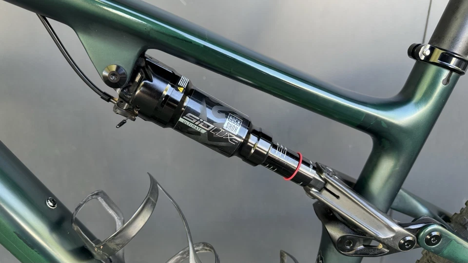 La bicicleta ha sido robada. Por favor, esté atento a ello. Foto 4 de 4