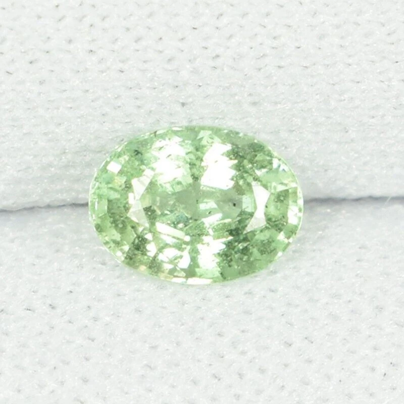 0.67 ct RARE COLLECTOR'S MINT GREEN NATURAL KORNERUPINE  See Vdo RED - Image 3 of 3