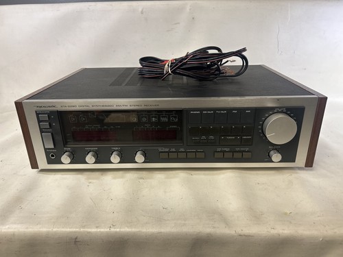 Vintage Realistic STA-2280 Digital Synthesized AM/FM Stereo Receiver