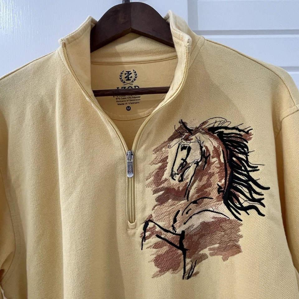 Pullover amarillo vintage IZOD cuarto cremallera talla M único bordado caballo Foto 2 de 4