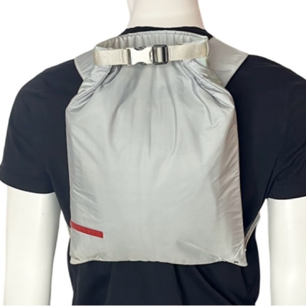 【SALE】PRADA SPORTSパッカブルバッグベスト[1999] SALE】PRADA SPORTSパッカブルバッグベスト[1999] - メルカリ