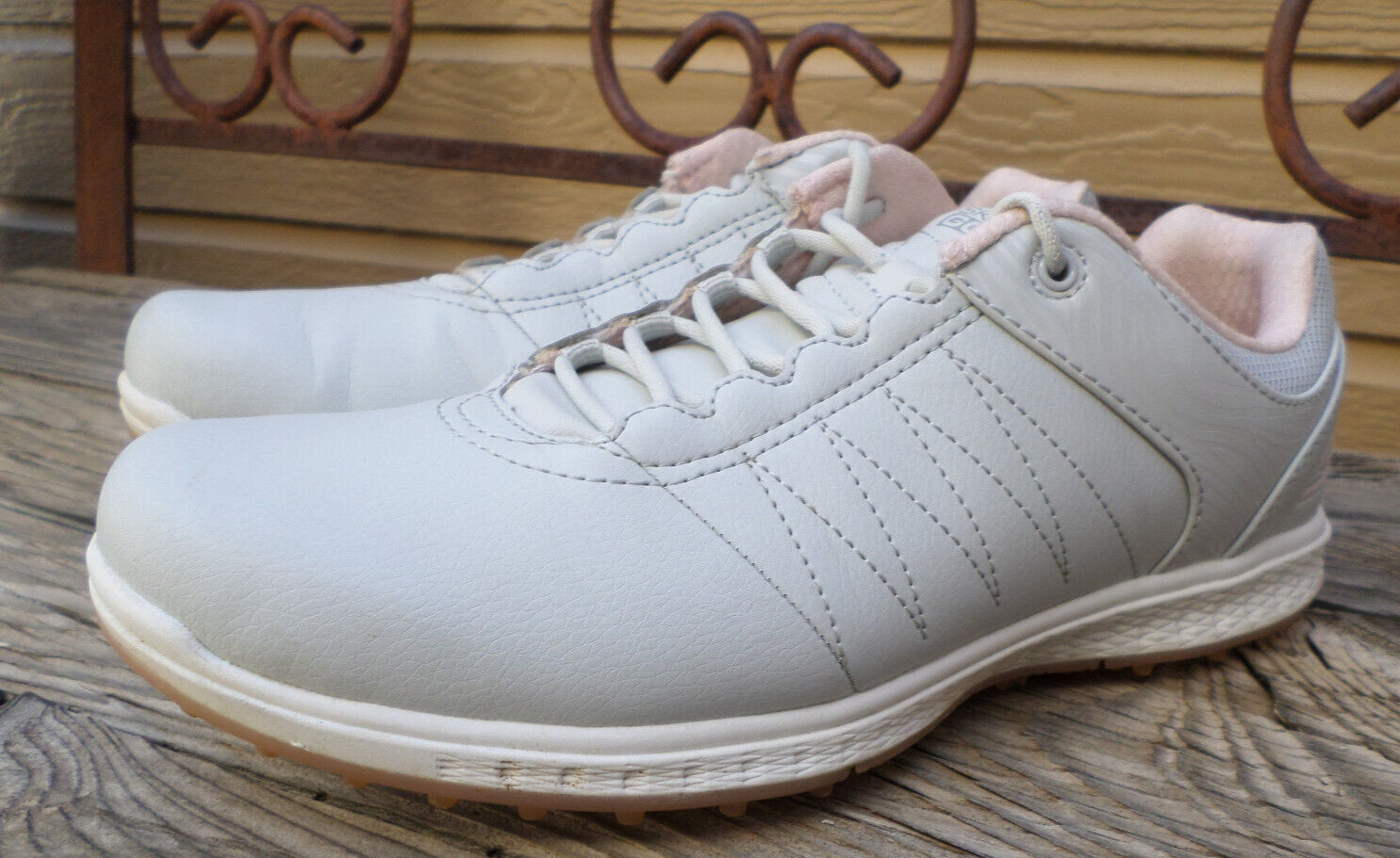 Women's 7.5 Wide Fit