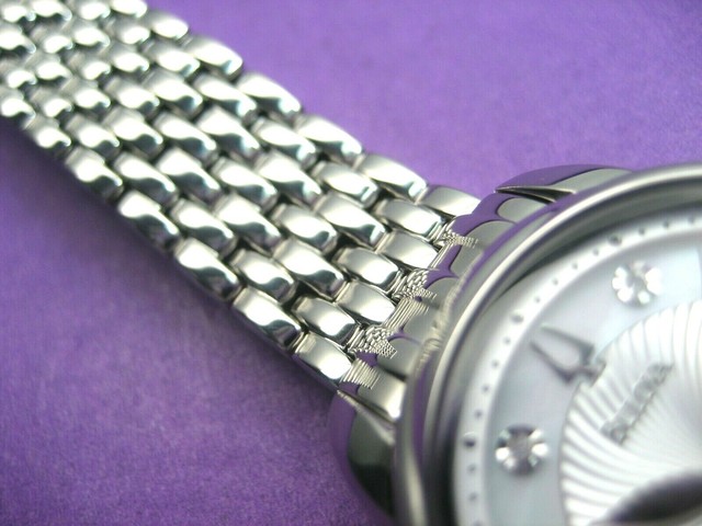 does bulova use real diamonds