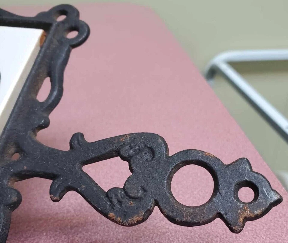 VINTAGE Lot of 3 Cast Iron Tile Trivets + Pot Warmer Wall Decor - Mixed Lot - Image 3 of 4