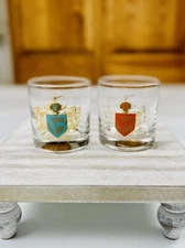 Vtg Federal Glass Co Camelot Coat of Arms Golden Dragons Rocks Glasses Set Of 2