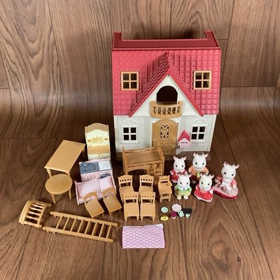 Calico Critters Cozy Cottage Starter Home + Figures, Furniture, Accessories
