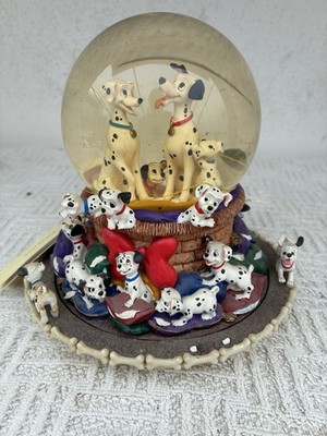 Vintage 1989 Disney 101 Dalmatiner ''Kissenkampf'' musikalische Schneekugel Basis dreht sich.