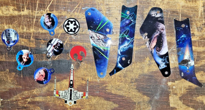 Star Wars pinball plastics 4x and key fob set 8x Stern 2017 original & unused
