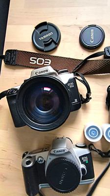 Canon EOS 50E, 300, 500N Analogkameras mit UV Filtern, Blitz und Objektiven