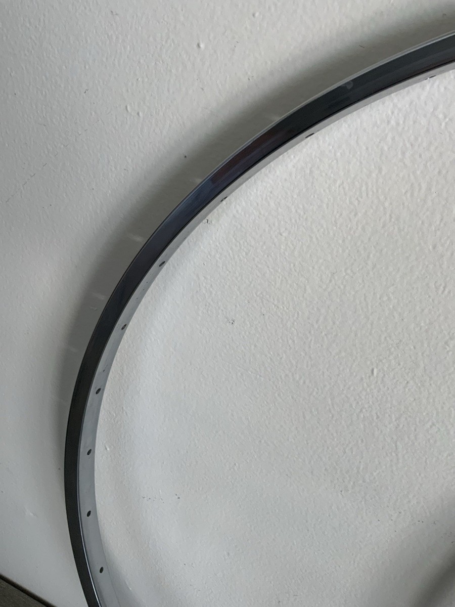 ARAYA RIM SET (2) 27 X 1 1/4 INCHES 36 HOLE CLINCHER SCHRADER