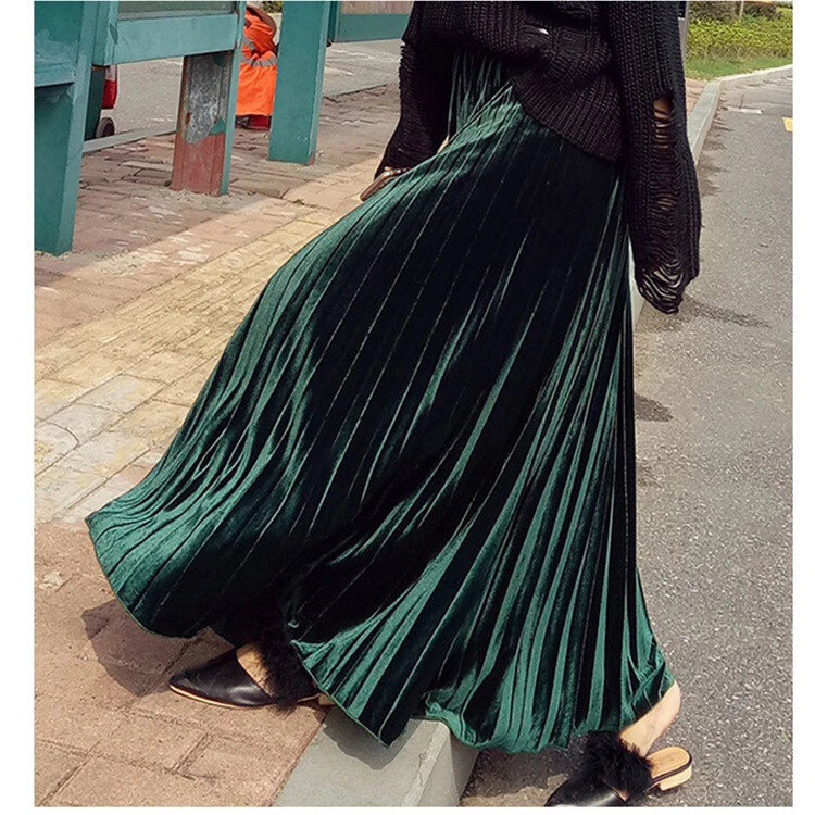Green velvet cheap pleated dress