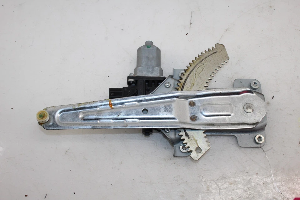 2015-2021 Subaru WRX Rear Right Window Regulator OEM EA71 - Image 4 of 4