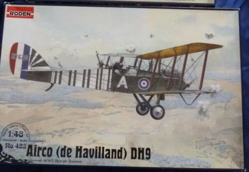 Modellini statici di veicoli militari scala 1:48 De Havilland