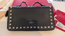 VALENTINO GARAVANI Rockstud Wallet Clutch Purse Bag Leather w/ Dust Bag  Box