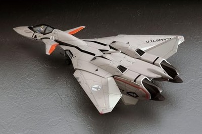 Hasegawa 1/72 Macross Plus VF-11B Thunderbolt Model Kit No.22 JAPAN NEW Y860789