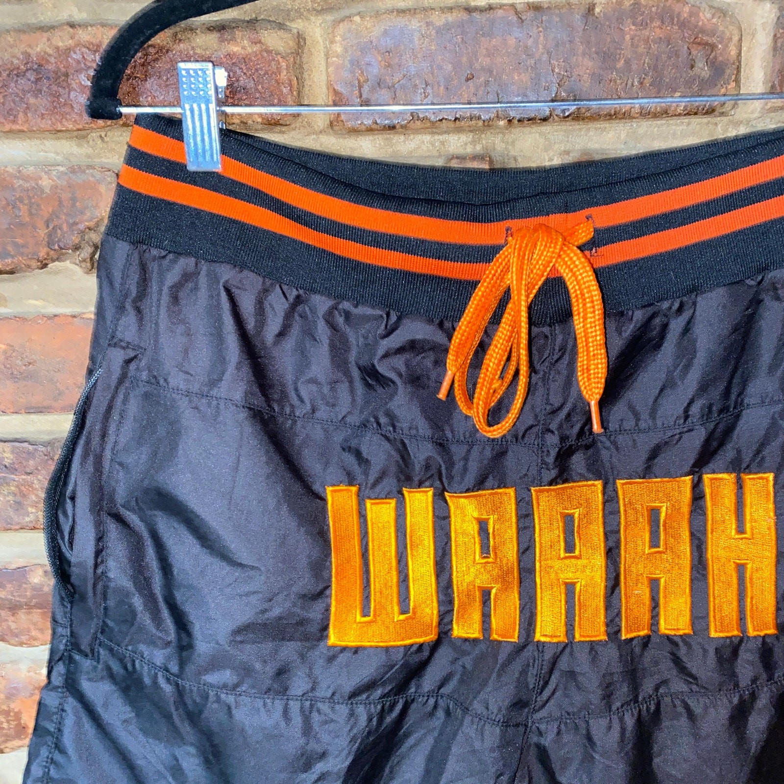 Waaah Black Orange Embroidered Boxing Athletic Activewear Shorts Mens Size Small