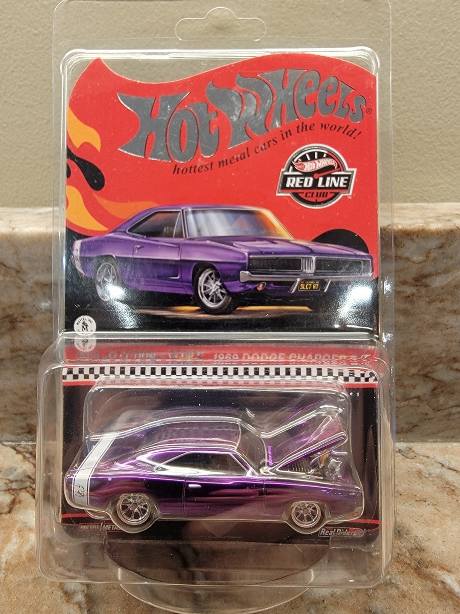 Hot Wheels Selections 1969 Dodge Charger R/T Exclusive for