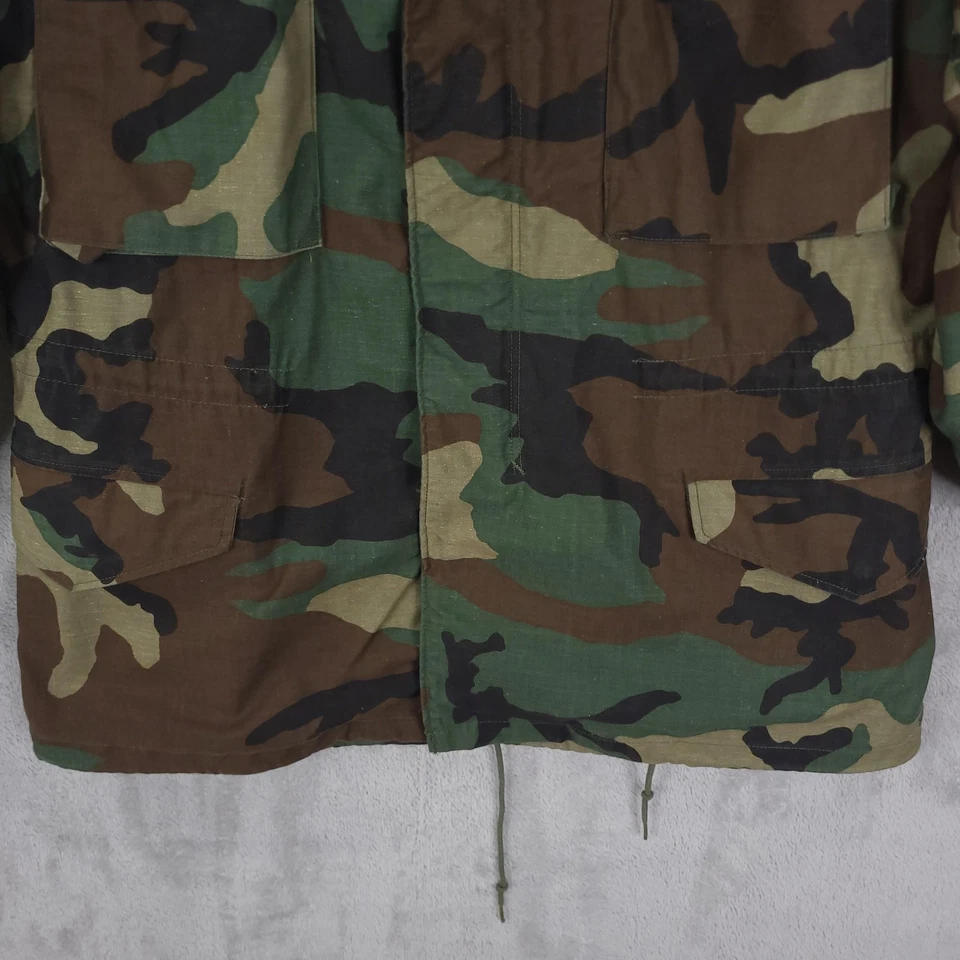 复古 Alpha Industries M-65 野战夹克男式中号 Woodland Camo 美国空军 80 年代 — 第 4/4 张图片