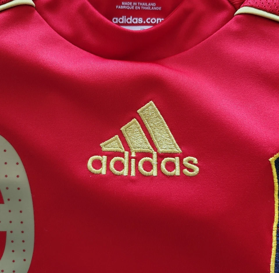 Spain 2008 - 2009 Home football Adidas shirt #9 TORRES size Medium - Image 4 of 4