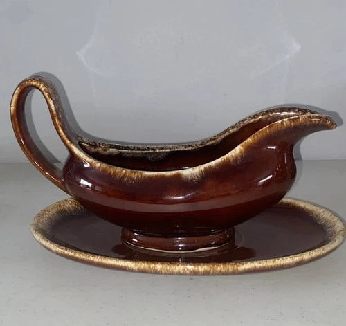 MCM Large Hull Pottery Brown Drip Glaze Oven Proof Gravy Boat W/ Under Plate USA