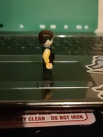 Lego Han Solo Minifigure  Black Vest  Star Wars W/Blaster