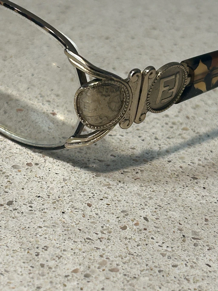 Monturas para gafas Fendi vintage Foto 3 de 4