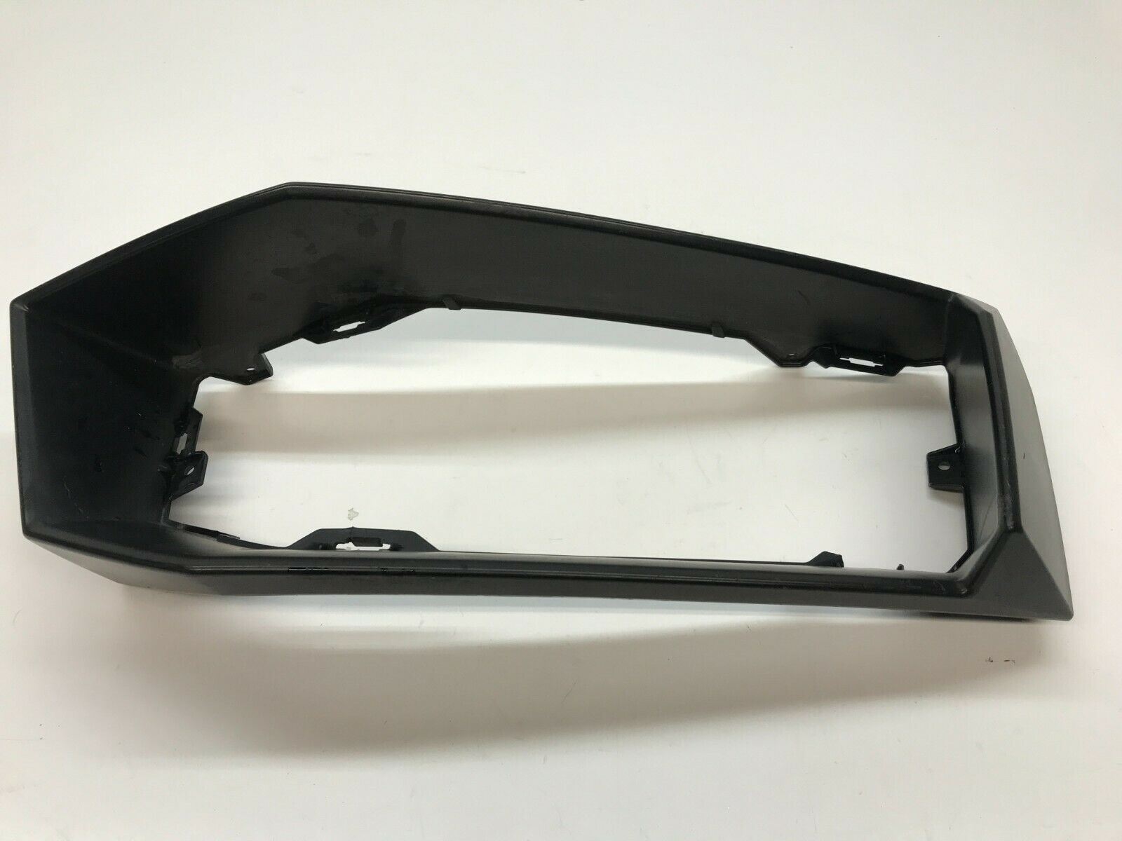 LAMBORGHINI AVENTADOR REAR LEFT DRIVER BUMPER GRILL MOUNT TRIM LH OEM 470807833