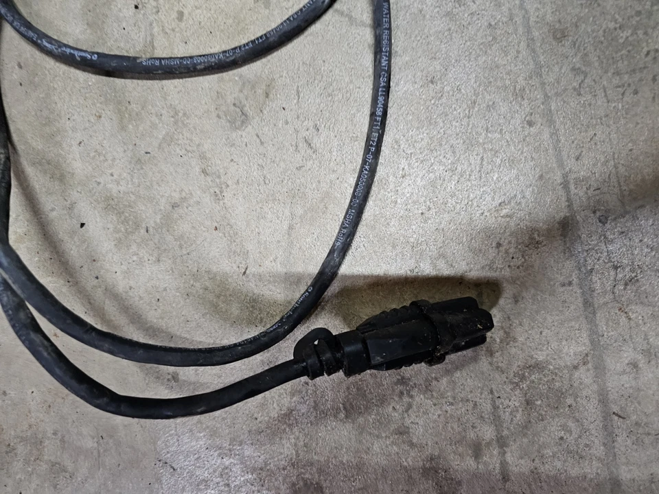 1998-2002 DODGE RAM 2500 3500 5.9 CUMMINS AQUECEDOR DE BLOCO + PLUGUE DE CABO NO FABRICANTE DE EQUIPAMENTO ORIGINAL Usado  - Imagem 2 de 4