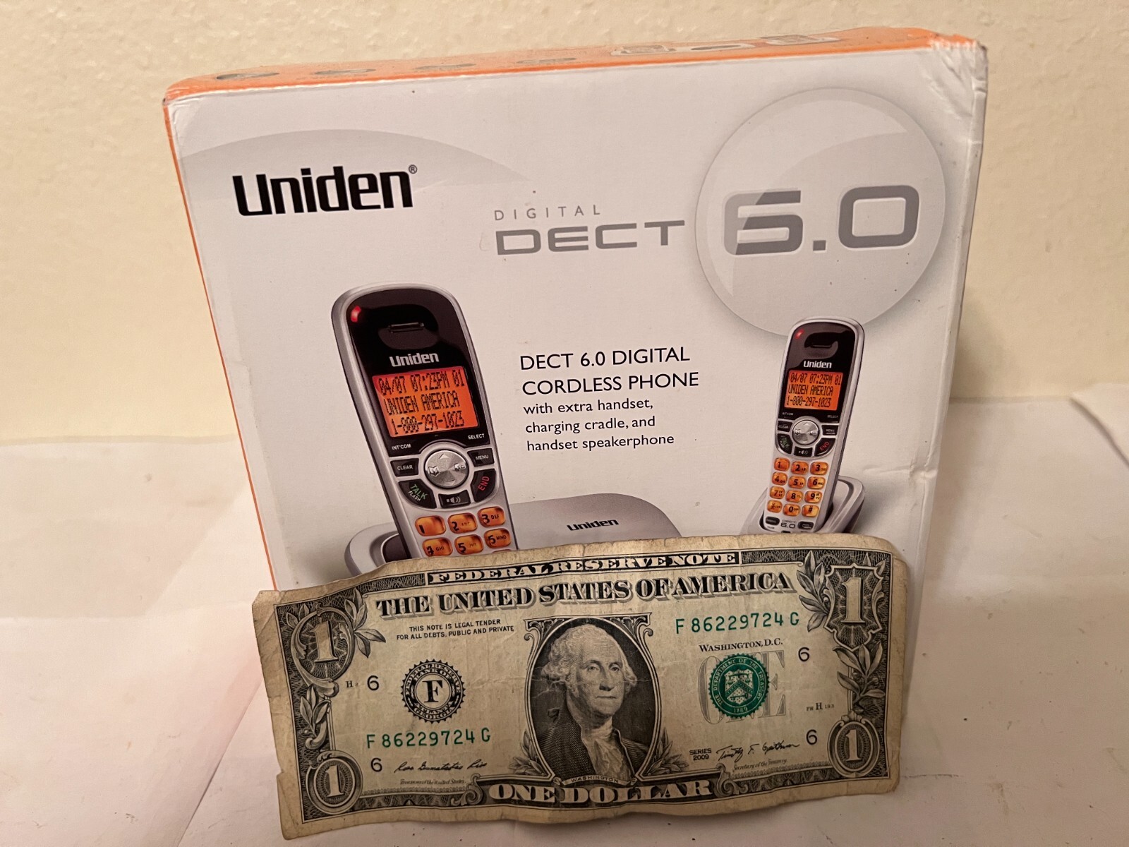 Uniden 6.0 Digital Cordless Phone w/Handset Speakerphone WiFi DECT 1560
