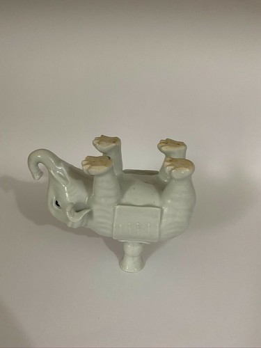 Chinese Blanc-De-Chine Caparisoned Elephant With Candle Holder, 18/19th Century - Picture 8 of 9