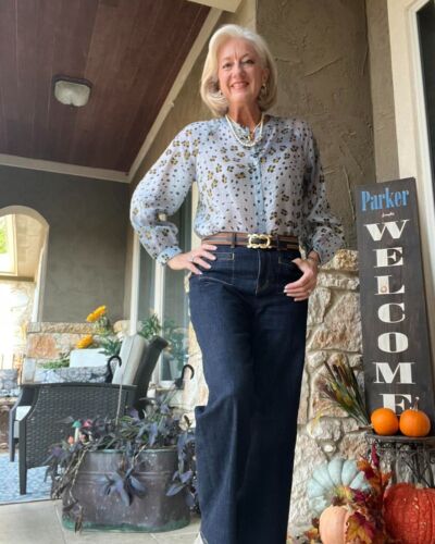 Cabi Hunter Blouse Blue Animal Print Size XL New Beautiful - Picture 12 of 19