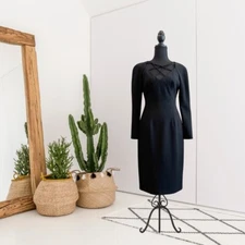 Black Halo Women's 6 Masca Long Sleeve Caged Criss Cross Neck Sheath Dress Black