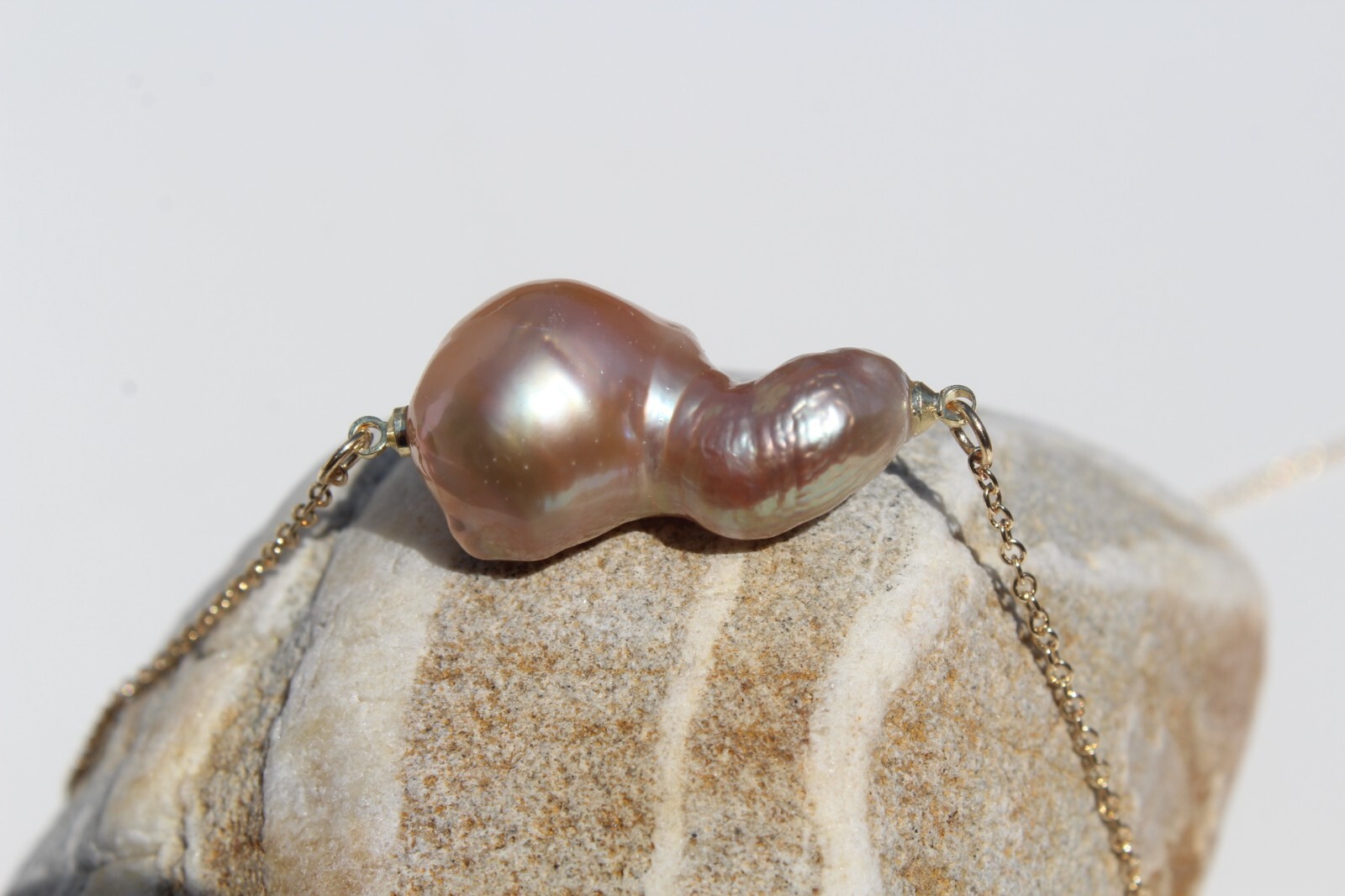 Collier perle baroque rose grand pendentif précieux, idée cadeau d'anniversaire