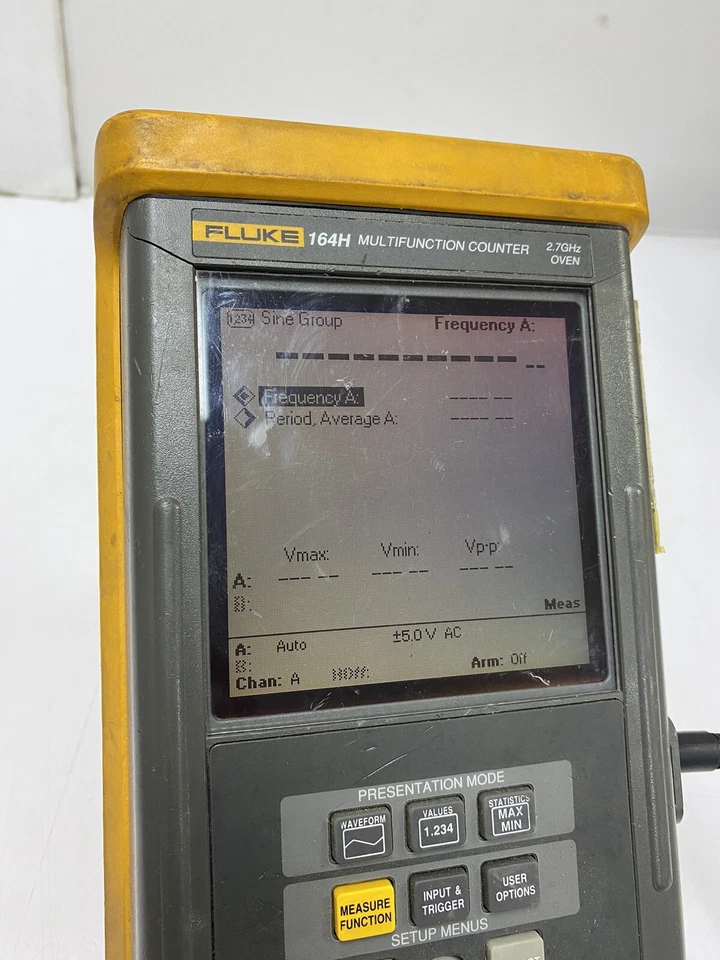 Fluke 164H MULTIFUNCTION COUNTER 2.7 GHZ Oven - Image 3 of 4
