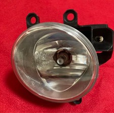 Toyota Prius 30 Late Model Genuine Right-Side Fog Lamp