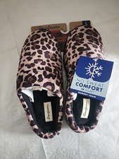 NWT Women's DEARFOAMS Leopard Print No Sweat Slippers Size L 9-10 Cute