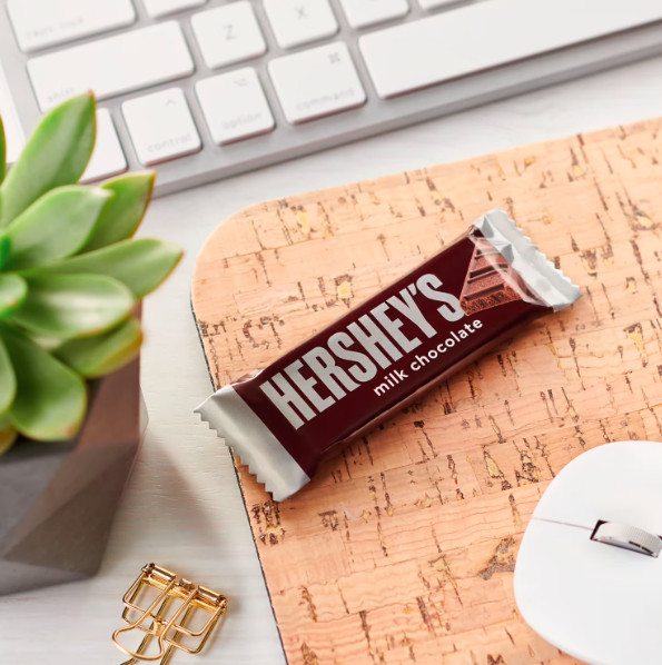 Hershey's Milk Chocolate Snack Size Candy, Jumbo Pack 18 oz, Free Shipping.NEW