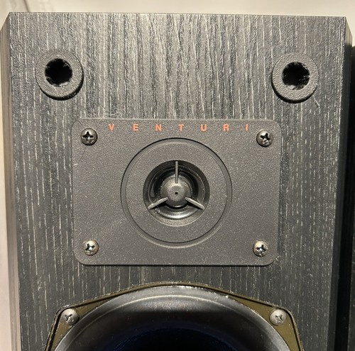 Vintage BIC America Venturi Model V52 Bookshelf Speakers - Picture 13 of 16