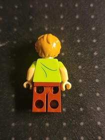 Lego Shaggy Scooby Doo minifigure from 75904 75902 Mystery Mansion