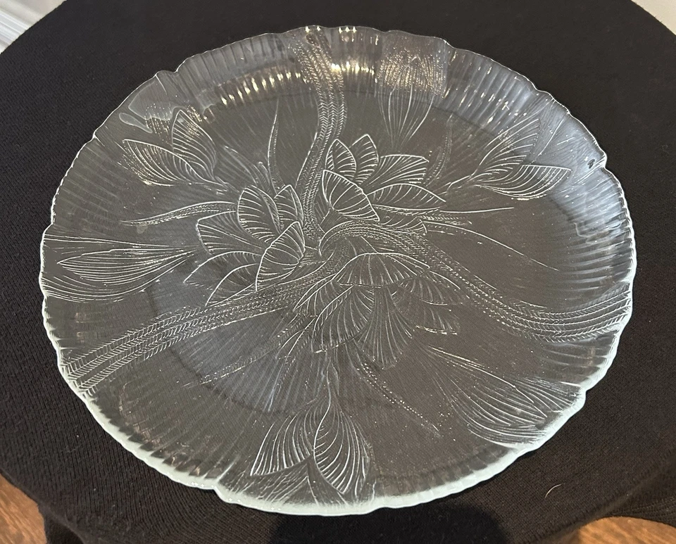 Vintage Arcoroc Canterbury Crocus Flower Clear Glass Dinnerware 4 Pc. Set - Image 4 of 4