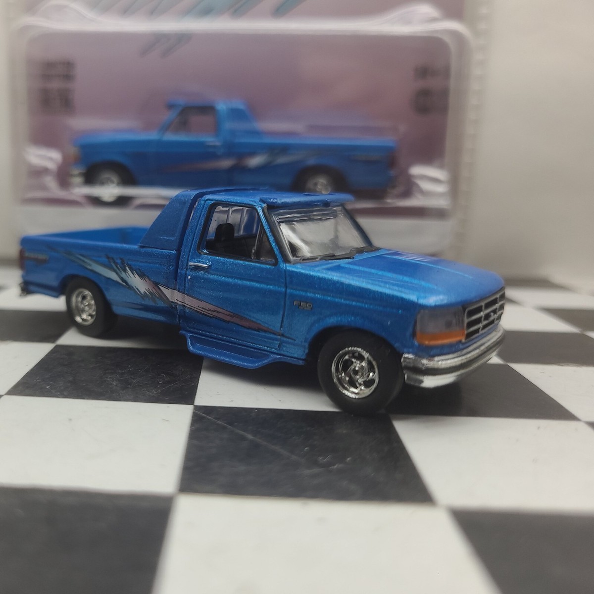 Greenlight Bigfoot Cruiser 1994 Ford F-150 1:64 30376 moster 4x4