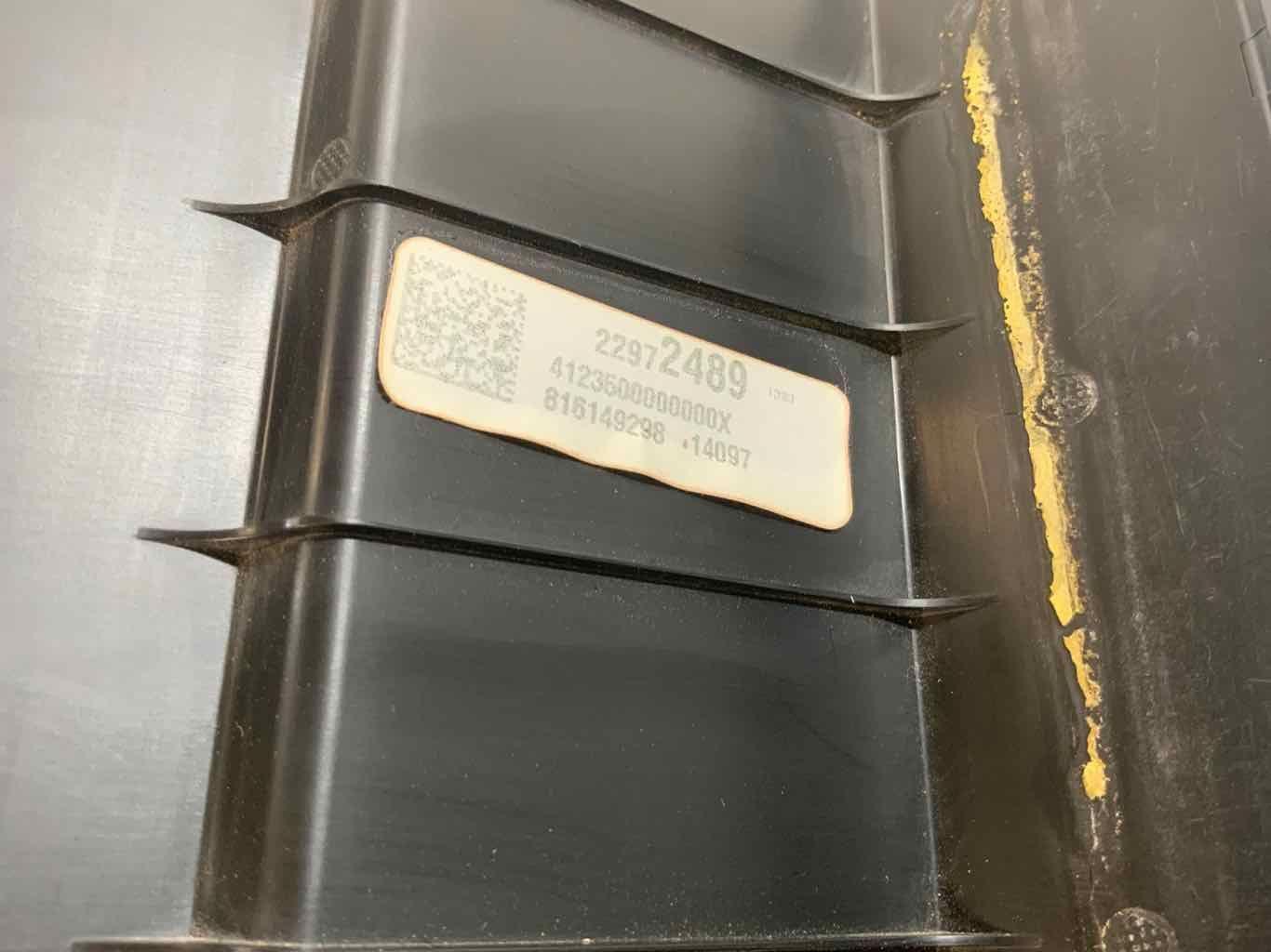 2014 2019 GMC Sierra 1500 Jet Black H1Y Jockey Box Glove Compartment