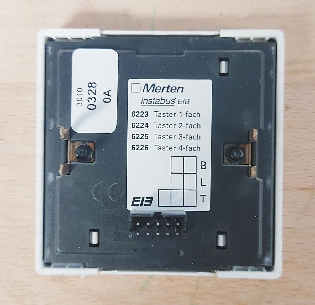 Merten 622644 KNX EIB Instabus pushbutton sensor 4-fold INCLUDING FRAME
