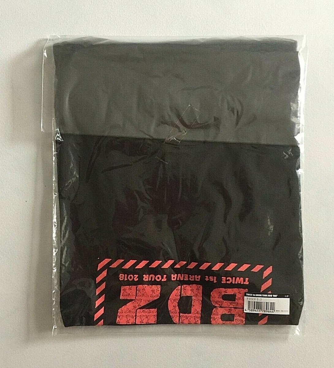 BDZツアー サイン入りTシャツ お値下げ！B'z直筆サイン入りツアーTシャツ - メルカリ