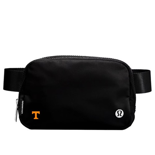 Lululemon Everywhere Belt Bag