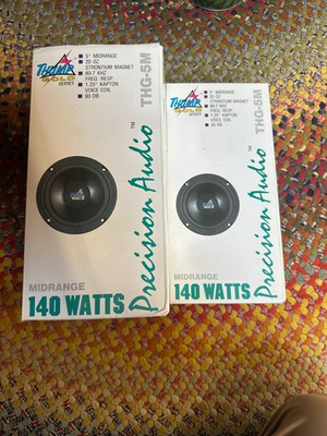 #ad PRECISION AUDIO THUMP GOLD 140 WATT MID RANGE SPEAKERS VINTAGE BRAND NEW $30.00