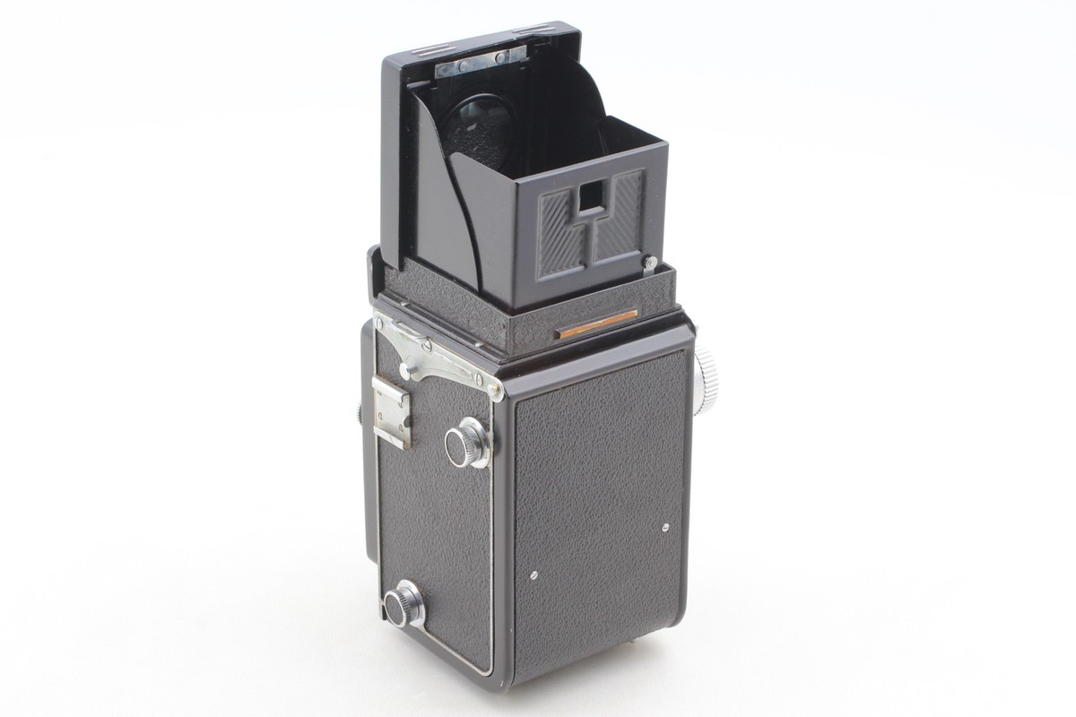 Near Mint* YashicaFlex Model New B TLR Film Camera 80mm F3.5 Lens
