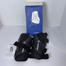 Airsfish Youth Shin Guard Pads Black -Protection Gear,Soccer Size Small NEW 